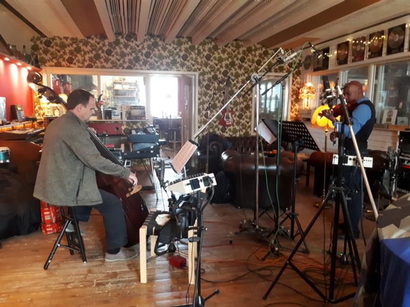 Nils Ossman und Emilio Estrada Sandkvie Studios Nils Ossman und Emilio Estrada Sandkvie Studios