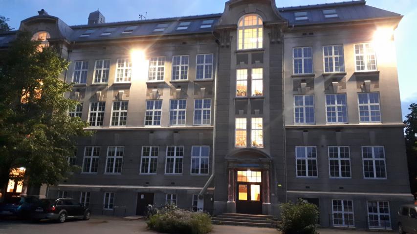 Building Lademoen Kunstnerverksteder at night Building Lademoen Kunstnerverksteder at night